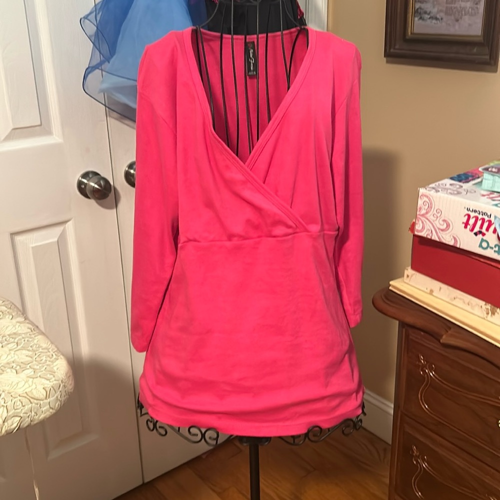 Nina Fresa pink top. - Picture 1 of 3